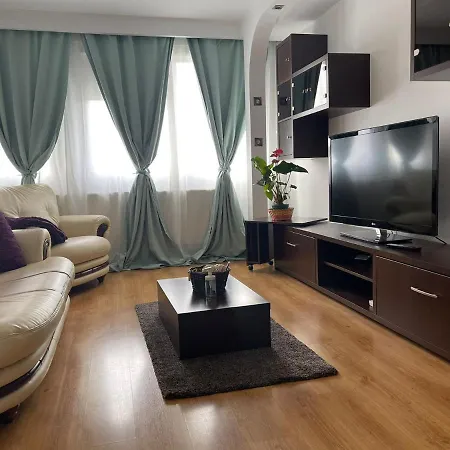 아파트 Mi Casa Es Tu Casa *